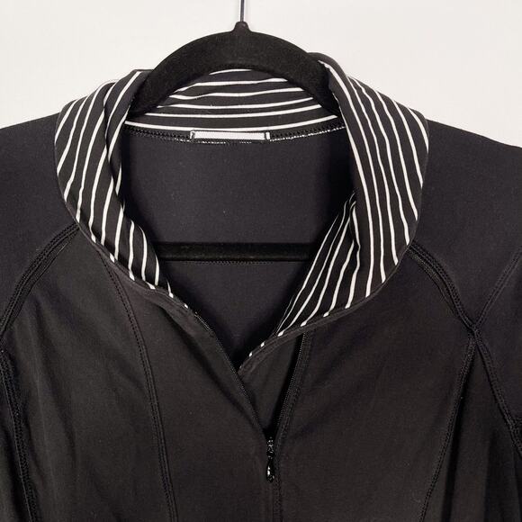 Lululemon Womens 8 Black Parallel Stripe White Think Fast Pullover Rulu 1/4 Zip - Picture 5 of 9